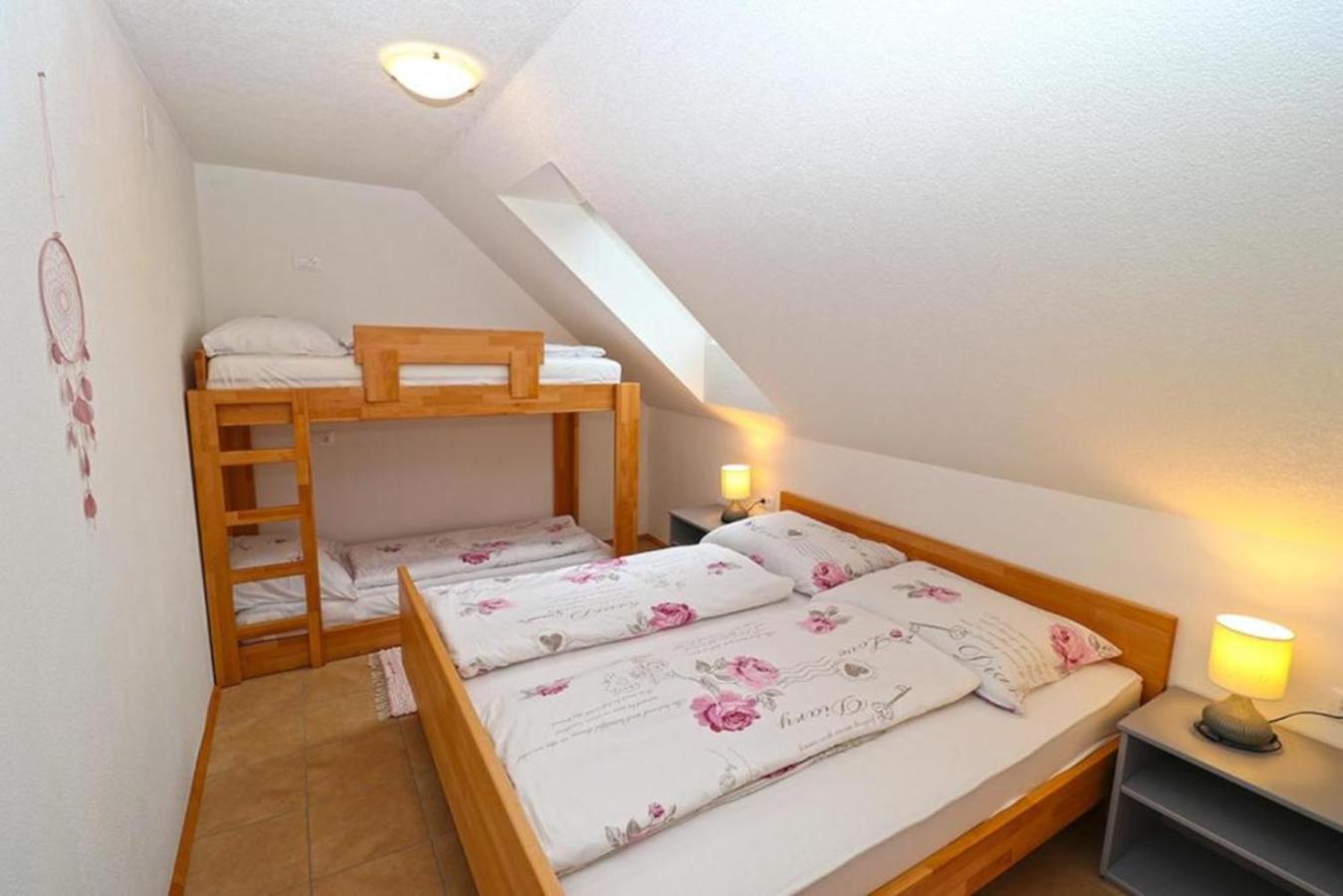 Apartment Laznica *