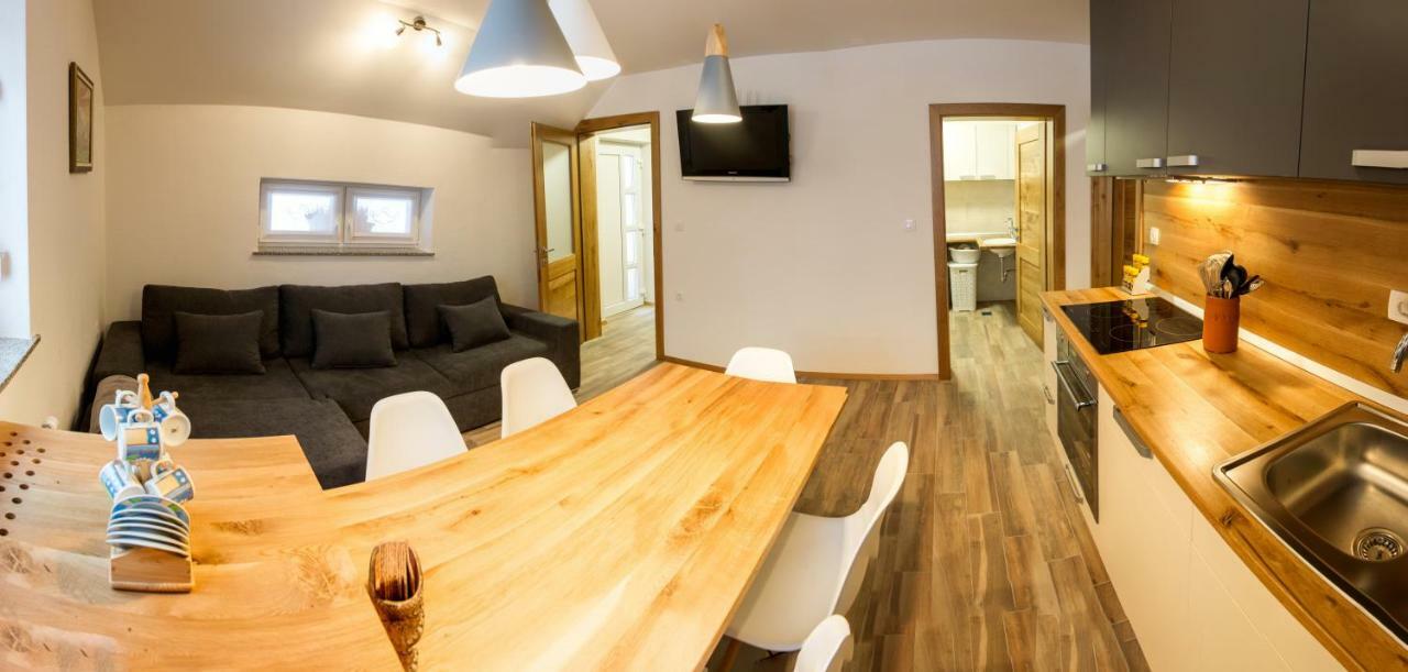 Laznica Apartment Cerkno